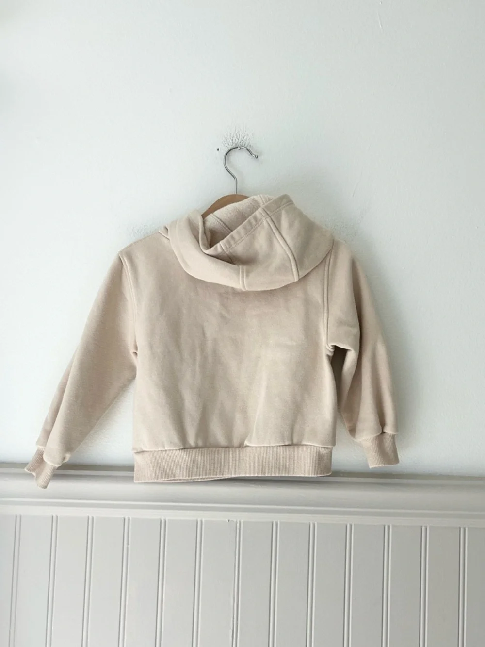 Nike Kids 2T Beige Fleece Hoodie White Swoosh Pullover Sweatshirt Kangaroo